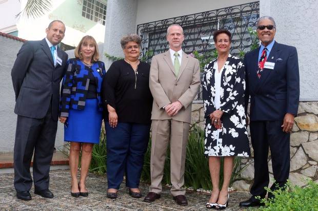  Jonathan Navas, consultor técnico del CICTE, Araceli Azuara, representante de la OEA en República Dominicana; Gina Gallardo, encargada de la Escuela Nacional de Migración del INM RD; Brian Quigley, miembro del CICTE, Florinda Rojas, directora ejecutiva del INM RD y  Próspero Ellis, consultor. 