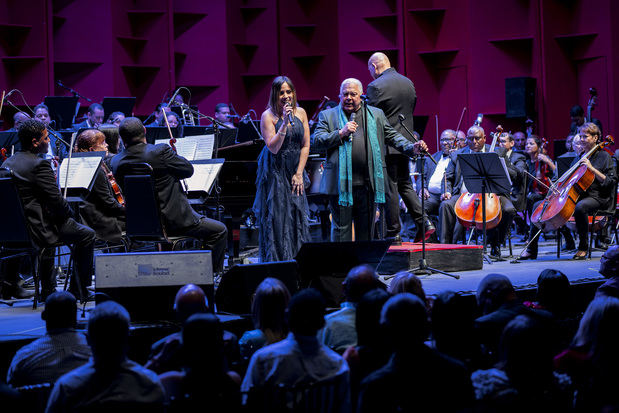 La artista boricua Mónica Placido interpretó a dúo tres temas con Danny Rivera.