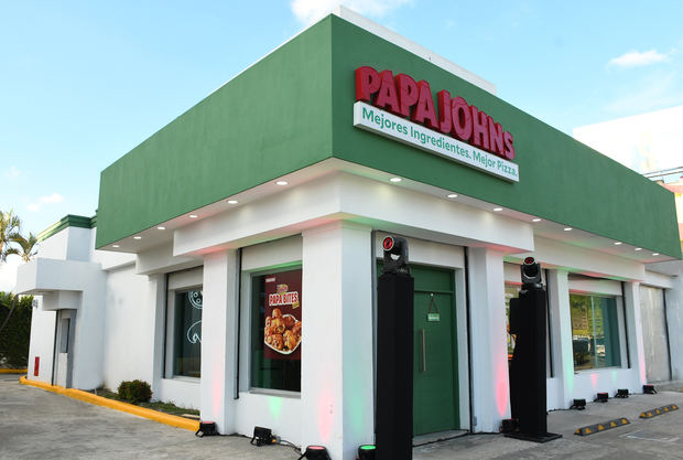 Fachada Restaurante Papa John’s San Francisco de Macorís.