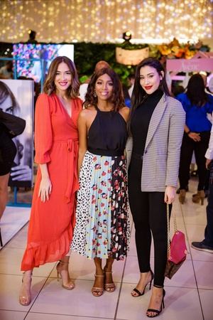 Gabi Desangles, Michelle Flaz y Angelina Sánchez.