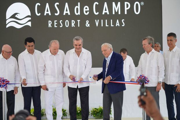 Ramón Menéndez, David Collado, José-Pepe Fanjul, Luis Abinader, Alfonso Fanjul, José Fanjul Jr. y Andrés Pichardo Rosenberg.