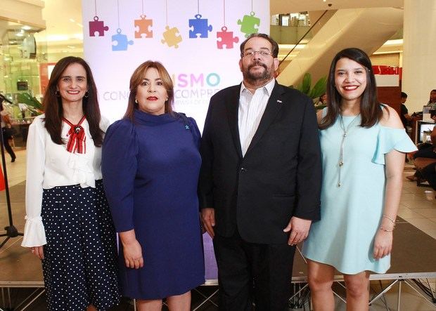 Rosángela Mendoza, Jacqueline Herrera de Álvarez, Guillermo García Godoy, Laura Ruiz.,