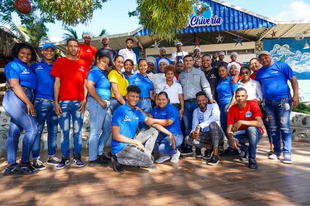 Equipo de trabajo del Restaurante La Chiveria Yaguate.