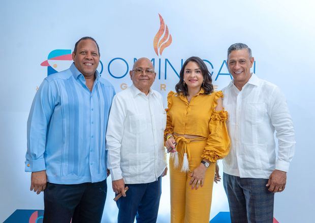 Francisco Matos, Radhamés Rodríguez, Soraya Suárez y Robinson Díaz.