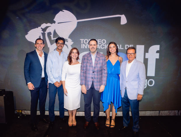Jorge Rojas, Ramsés Atallah Reginato, Virginia Martínez, Ramsés Atallah, Zöe Atallah y Luis Rojas.