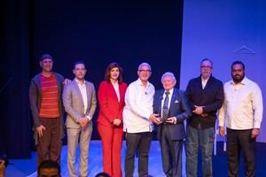 Tercera Temporada de Teatro Banreservas reconoce trayectoria de Don Salvador Pérez Martínez “El Pera”