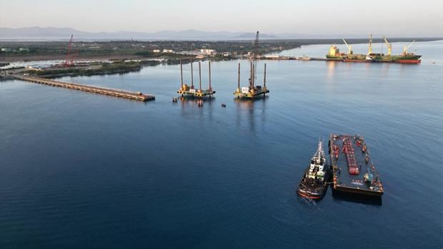 Barcos bahía de Manzanillo.