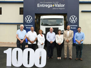 La fábrica Volkswagen Camiones y Buses reconoce a Avelino Abreu, SAS
