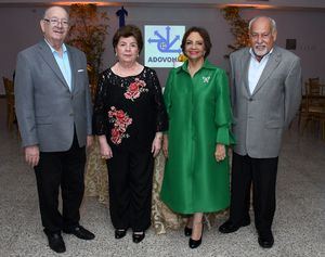 César Iván Feris Iglesias, Ingrid de Feris, Angélica Benítez de Ginebra y Danny Méndez.