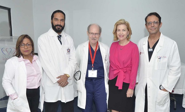 Elaine Garrido, Víctor Cuello, Douglas King, Susana Messina de Caro y Pedro Ureña