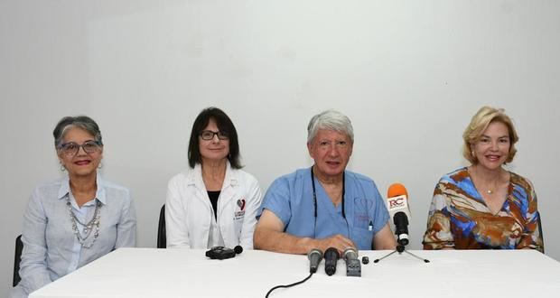 Vanessa Rodríguez, Bárbara Ferdman , Aubyn Marath y Susana Messina de Caro.