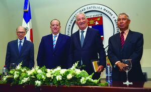 Exsuperintendente lanza libro sobre crisis bancaria