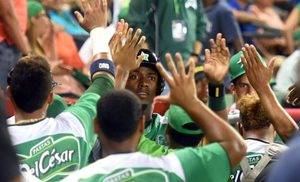 Estrellas regresan a la cima torneo con victoria ante los Toros