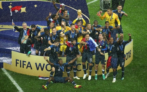 Francia con la Copa de Campeón