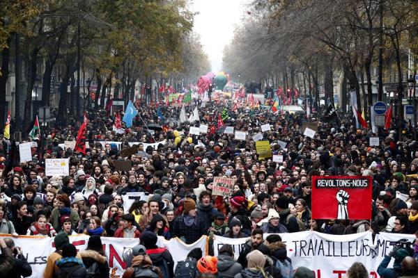 Francia afronta el espectro de una Navidad perturbada por la huelga.