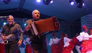 A ritmo de merengue, el Ministerio de Cultura celebró en la Fortaleza Ozama la Gran Fiesta de la Restauración 