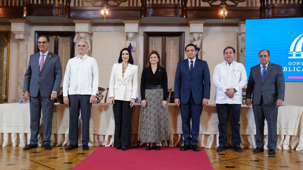 Gabinete de Niñez y Adolescencia presenta programa de implantes cocleares en niños y niñas con discapacidad auditiva.