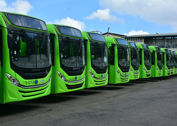 Flota de autobuses de OMSA