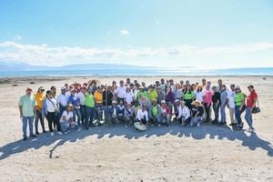 Colaboradores de la GRS participan en jornada de limpieza de playas