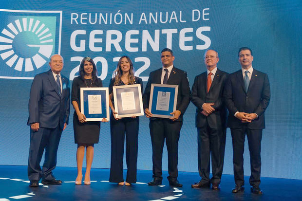 Manuel E. Jiménez F., Johanna Féliz, Claudia Finke, Andy Ferreira, Manuel A. Grullón y Christopher Paniagua.