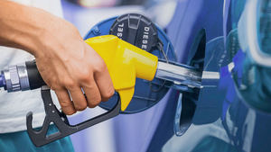 Los combustibles mantienen su precio