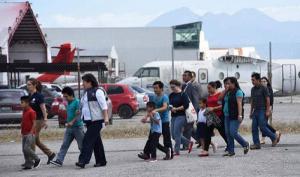 El Gobierno de EE.UU. devuelve a sus padres 364 niños migrantes mayores de cinco años