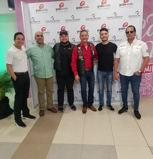 Oscar Glass, Raúl Martínez, Bryan Glass, Ignacio Glass, Raul Sebastian Martinez, Luis Rodríguez.