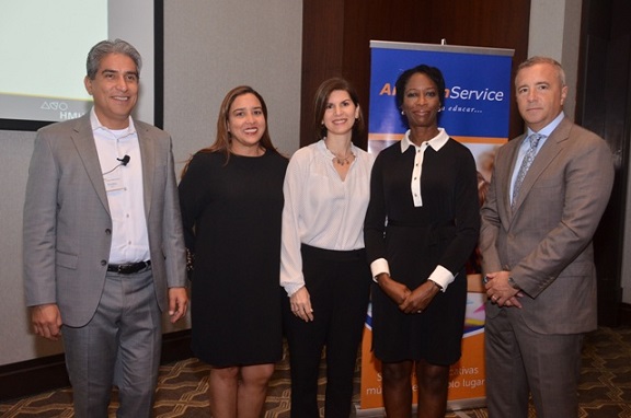 Grupo Antillian y Houghton Mifflin Harcourt presentan programa formación docente 