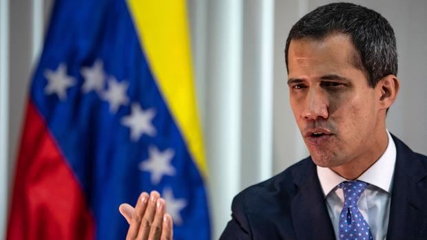 Ensayo independentista acaba con posible acercamiento entre Maduro y Guaidó.