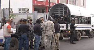 Migración detiene a 385 haitianos indocumentados en la Ciudad Juan Bosch