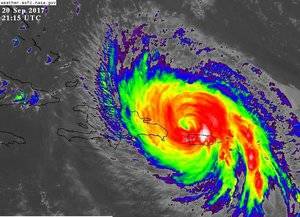 Primeros efectos de huracán María se sienten en el este del país