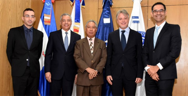 El Ministerio de Hacienda recibió a comisión del Banco Mundial 