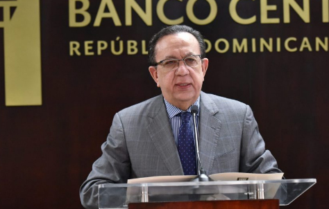 Héctor Valdez Albizu, presidente del Banco Central.