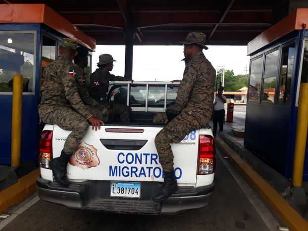 Brigada de Migración.