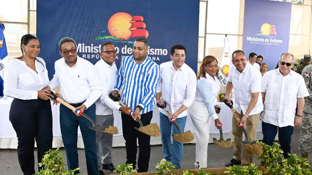 Ministerio de Turismo inicia remozamiento malecón San Pedro de Macorís con más de RD 260 millones de inversión.