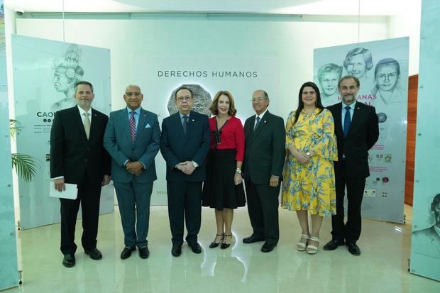 BCRD apertura la exposición ‘Los derechos humanos en la numismática y la filatelia dominicanas’.