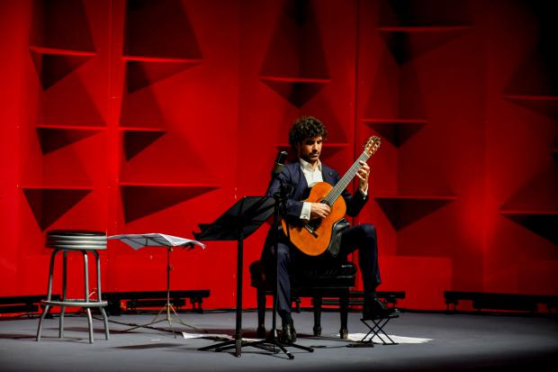 La soprano Serena Sáenz y el guitarrista Pablo Sainz-Villegas deslumbraron con el recital “Romance español”