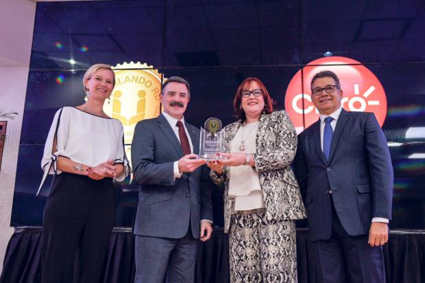 Inka Mattila, Rogelio Viesca, Janet Camilo y Manuel Gerrero. 