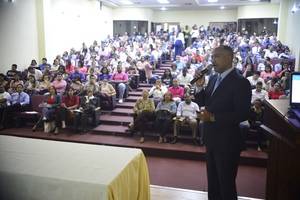 Realizan conferencia: Importancia de las MYPYMES en la República Dominicana