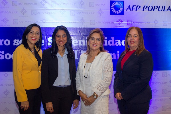 Organizadoras del foro