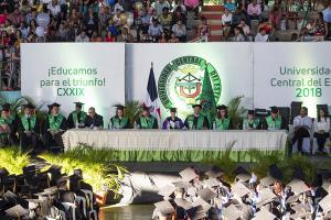 La Universidad Central del Este gradúa 483 nuevos profesionales 