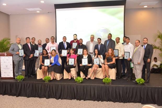 Induveca reconocida con premio a la “Sostenibilidad y Gestión Ambiental”