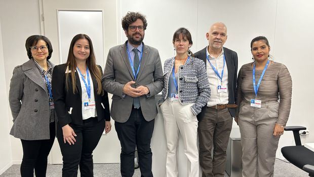  Max Puig, vicepresidente ejecutivo del Consejo Nacional para el Cambio Climático y Mecanismo de Desarrollo Limpio (CNCCMDL), y Antón Leis, director de la Agencia Española de Cooperación Internacional para el Desarrollo (AECID), quienes emitieron una declaración conjunta 