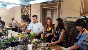 Ministerio de Turismo auspicia Master class de gastronomía en Almaty, Kazakhstan