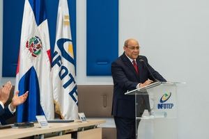 El profesor Rafael Santos Badía, director general del INFOTEP.