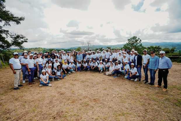 La jornada contó con la participación de 80 colaboradores del
Voluntariado Popular.