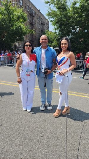 Bonche Latino TV NY realiza transmisión de La Gran Parada Dominicana del Bronx