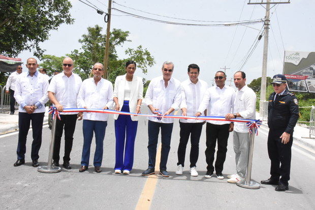 Inauguración Domingo Maíz, Verón.