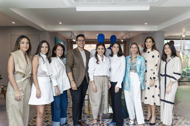 Jimena Cordero, Anabella Cordero, Any Luciano de Cordero, José Cristian Lagares, Karina Cortorreal, Nabila Brache, Claudia González, Margarita Simó y Alessandra Tezanos.