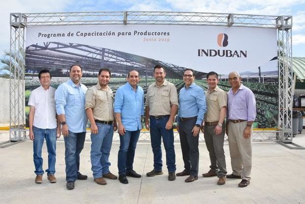 Álvaro Peláez, Alain Ortega, Ing. Daniel Ramírez, Manuel Pozo Perelló, Ing. Ricardo Rodríguez, Jorge Perelló, Andrés Hernández y Héctor Guerrero.